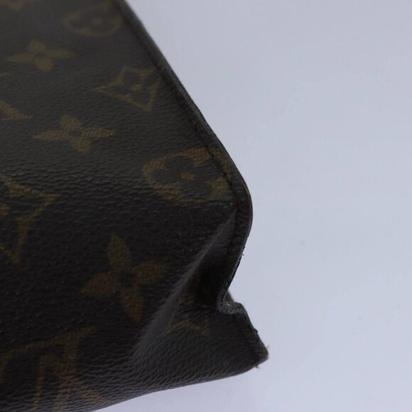 LOUIS VUITTON Monogram Poche Toilette 26 Pouch - Picture 14 of 16